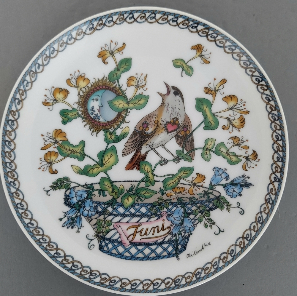 Hutschenreuther Nightingale Month Of June Decorative Plate - Picture 1 of 6